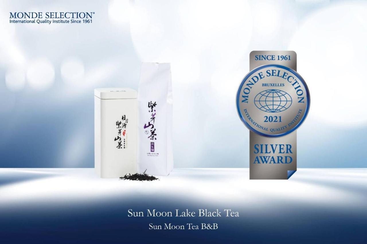 Sun Moon Tea B&B Yuchi Extérieur photo